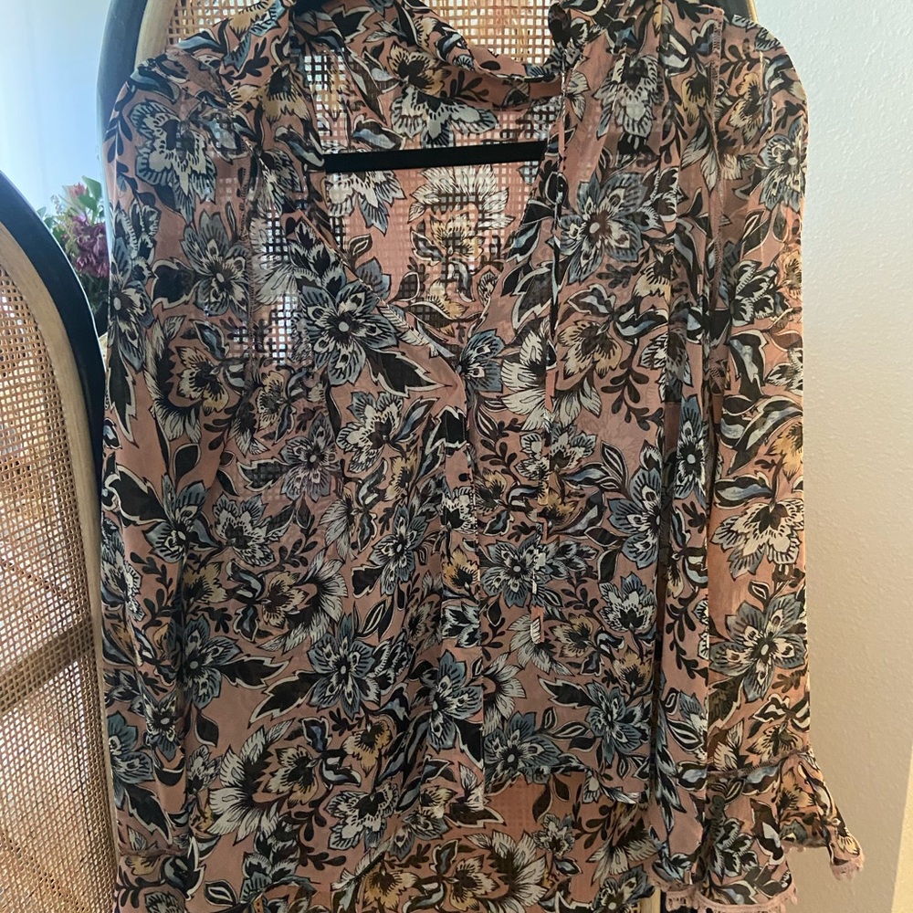 For love and lemons blouse